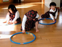 フープとみらいっころで遊ぶ